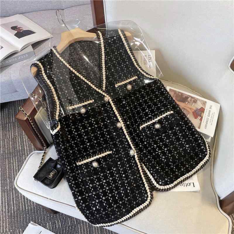 ベスト レディース 大きいサイズ Vネック フェイクファー 秋冬 アウター トップス 体型カバー 細見え ブラック ホワイト ポリエステル