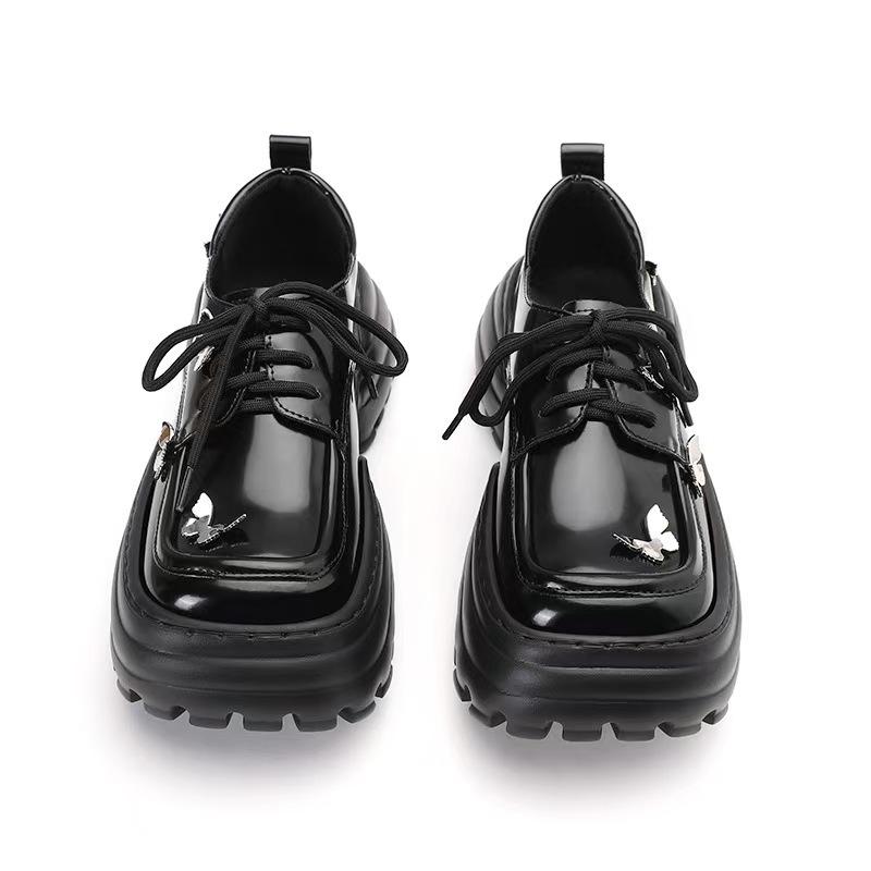 靴 レディース 厚底 小さいサイズ ローファー レースアップ シューズ 黒 白 ラウンドトゥ 歩きやすい 疲れない 紐靴 шкіряні обувки かわいい ガーリー 秋冬