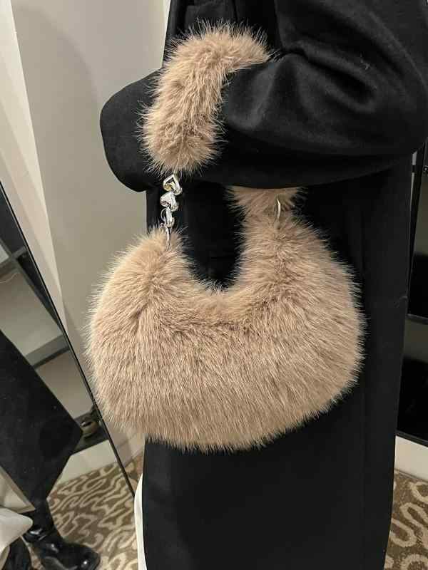 バッグ レディース ファーバッグ ハンドバッグ 秋冬 もこもこ チェーン 水餃子型 ピンク系