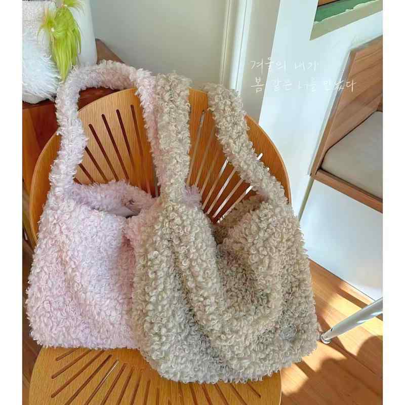 ショルダーバッグ レディース カシミヤタッチ 厚手 大容量 通勤 普段使い 肩掛け 鞄 カバン バッグ カ..