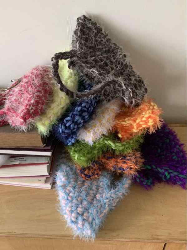 トートバッグ レディース 韓国風 手編み マカロンカラー モヘア ぬいぐるみ 小さめ 鞄 通勤 普段使い スマホポーチ パープル系 コーラル 浅緑 白 グレー ポリエステル