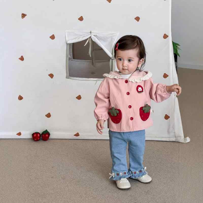 子供用ジーンズ 女の子 秋物 デニムパンツ ロングパンツ ストレートパンツ ウサギ 韓国風 かわいい いちご 春秋 中小 बच्चों