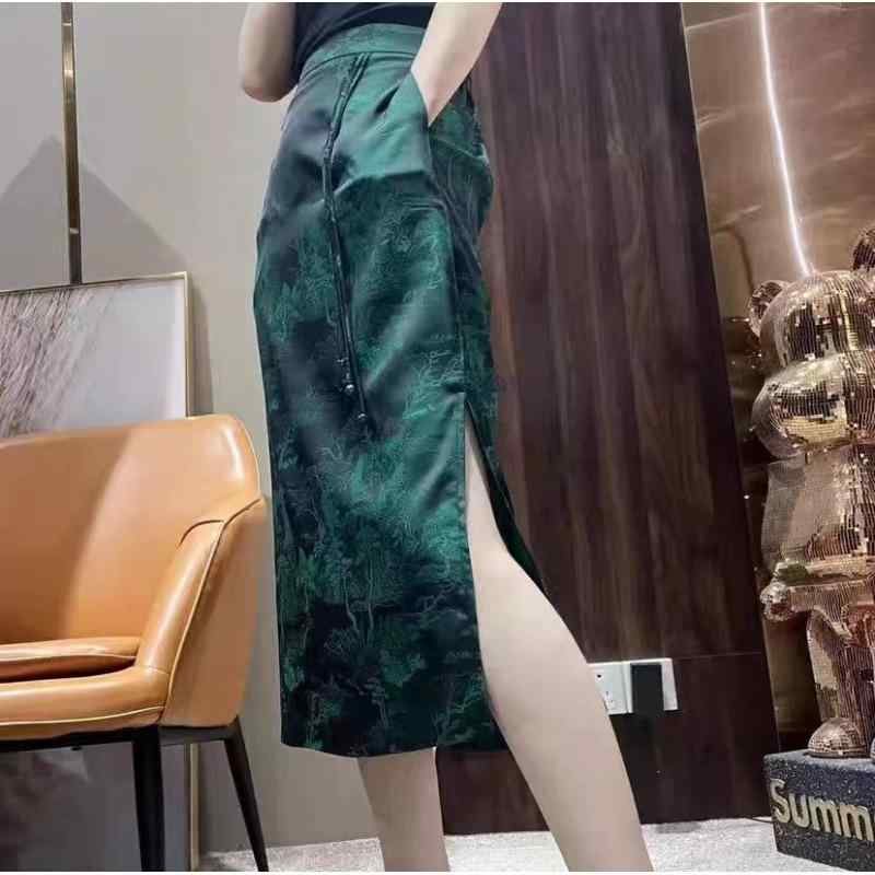 スカート レディース 春夏 シルク サテン 高腰 Aライン スリット プリント ミモレ丈 膝下丈 酢酸繊維 ゆったり 通勤 オフィス きれいめ かわいい 緑 紫 黒 黄色 赤