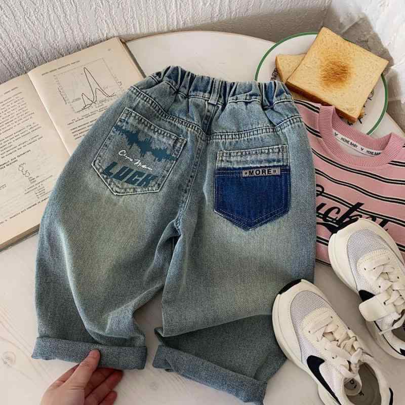 キッズ ジーンズ ボーイズ 子供 柔らかい デニムパンツ カジュアル 長ズボン 綿 ズボン 90 100 110 120 130 140 春秋