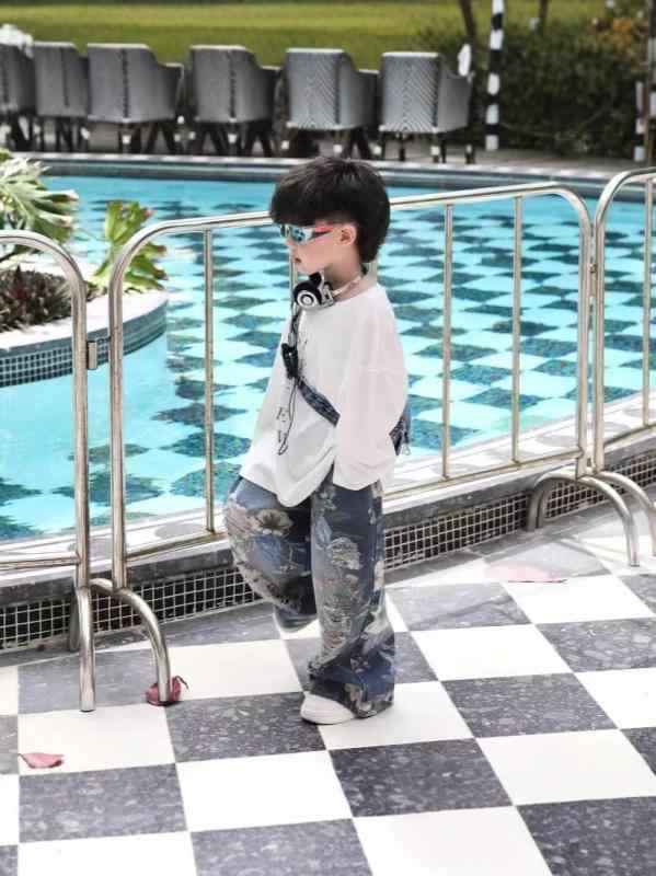 子供服 デニムパンツ ジーンズ 春秋 花柄 ダメージ加工 ロングパンツ 男の子 女の子 100cm 110cm 120cm 130cm 140cm 高学年 普段着 中国風