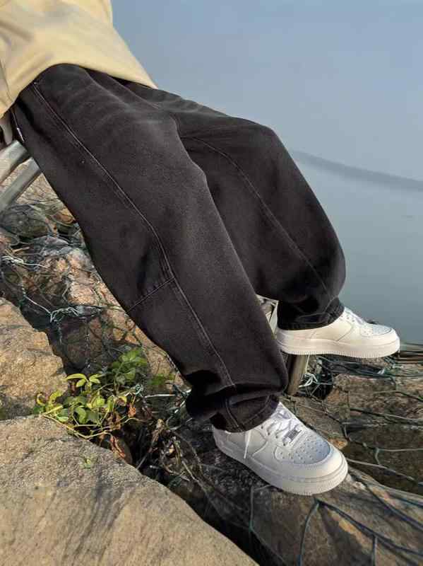 子供用ジーンズ ボーイズ デニムパンツ カジュアルパンツ ロングパンツ コットン 春秋 中厚 ブラック 無地 120cm 130cm 140cm 150cm 160cm 170cm