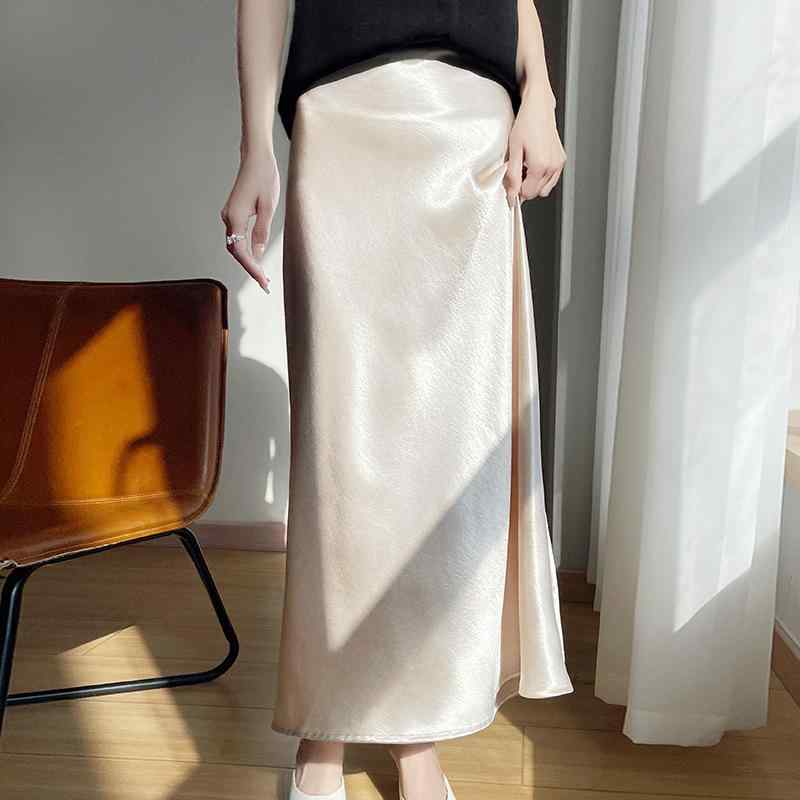 スカート レディース Aラインスカート 光沢感 サテン 快適 通気性 ドレープ 無地 着痩せ シャンパンゴ..