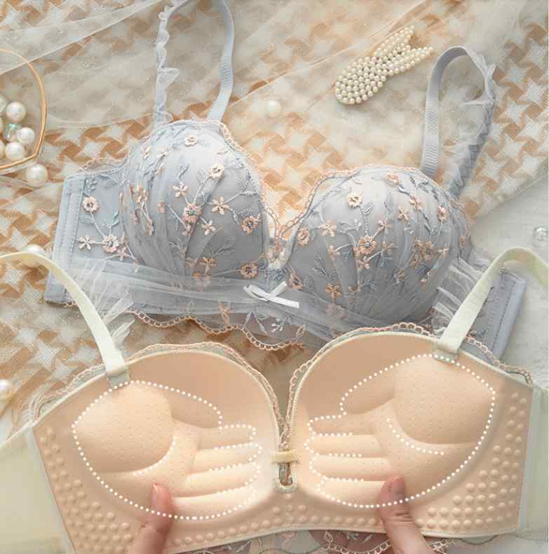 胸が 厚くて セクシー レース 跡が なくて、 下着 レディース 跡が なくて、 スチール リングの 調整 型の ブラジャー セットます。生地名: ナイロンブランド: その他貨物番号: 極夜ルナ機能: 集まって,痕跡なし,通気性,上受け,快適メイン生地成分: ナイロン裏地の成分: コットンデザイン: 伝統型裏地成分含有量: 70% (含む)-80% (含まない)産地: 汕頭カップ型: 3/4カップカップタイプ: 上の薄い下の厚さショルダーストラップタイプ: 取り外し可能な肩ひもバックルタイプ: 後ろの4列のボタンカラー: 黒,シャンパン,ブルー,真っ赤サイズ: 32/70AB,34/75AB,36/80AB,38/85AB発売時期: 2023年冬適用年齢層: 青年(18 ~ 40歳)ダイカップ生地: ストレートコットンメイン生地成分含有量: 70% (含む)-80% (含まない)スタイル: 贅沢気高いスチールリング: スチールリングなし発売年/季節: 2024春