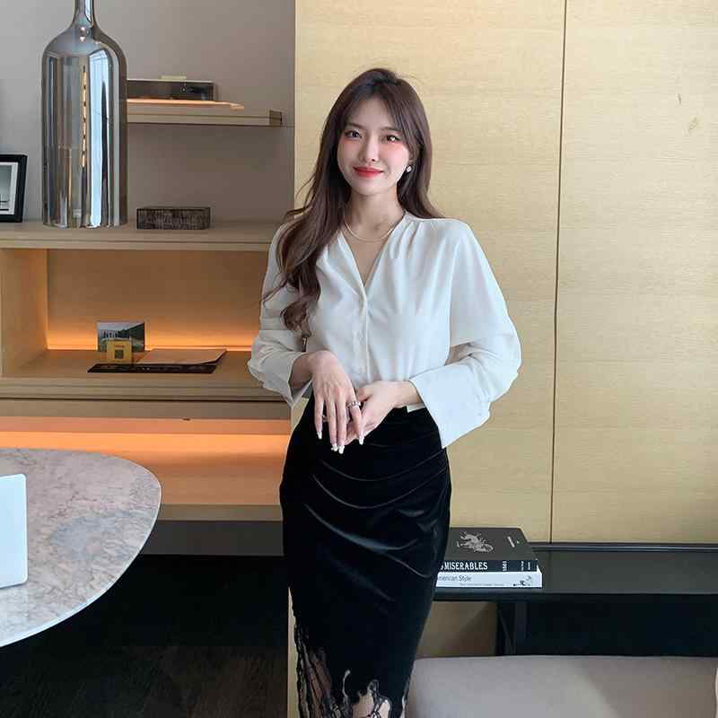 セットアップ レディース ベルベット風 Vネックシャツ レーススカート ポリエステル 通勤 ブラック 黒 XSサイズ(4.0)