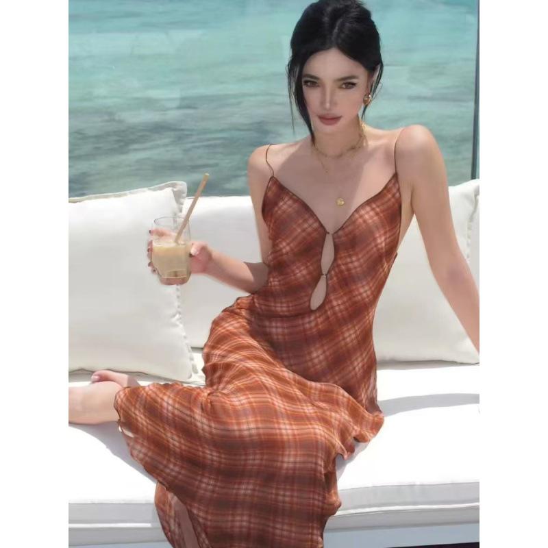 ワンピース レディース フレンチレトロ 幾何学模様 3D柄 吊りスカート ロングワンピース 高見え ノースリーブ シャーリング ギャザー A..