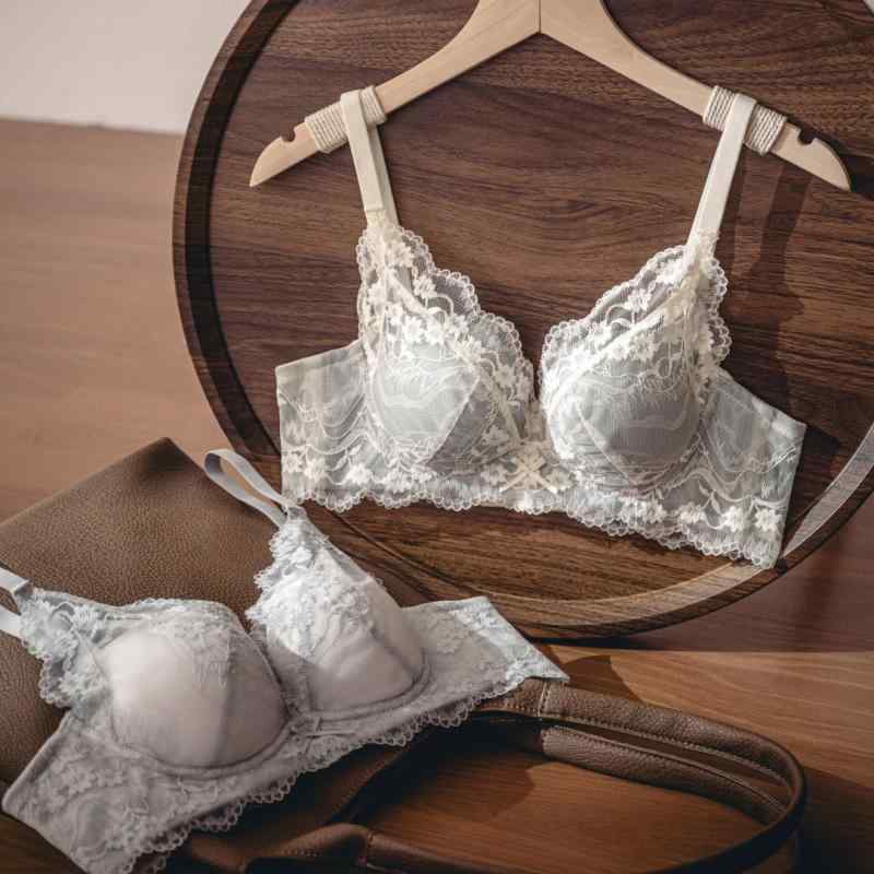 ブラジャー &amp; ショーツ レディース レース 小胸 盛れる 谷間 快適 通気性 ずれにくい 赤 黒 ベージ..