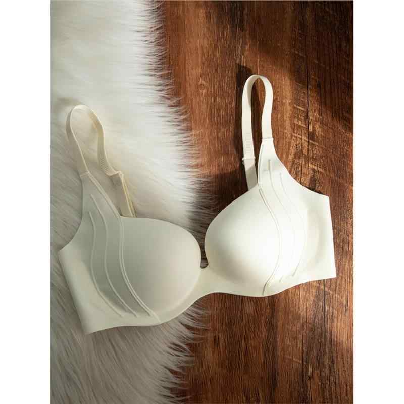 ブラジャー レディース 補正下着 レース 小胸 谷間メイク バストアップ 脇高 垂れ防止 厚手 パッド入り ホワイト ベージュ ピンク ブラック 春夏