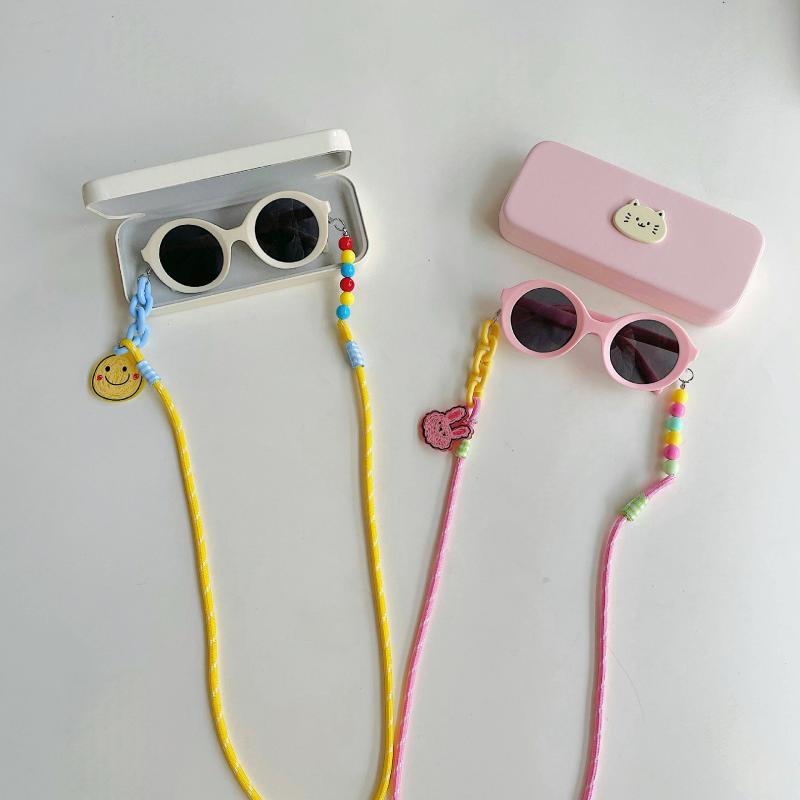 サングラス 子供用 丸型フレーム UVカット 紛失防止 ストラップ付き かわいい ファッション おしゃれ お出かけ パーティー 舞台 イベント
