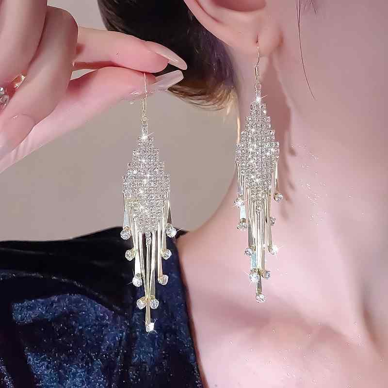 イヤリング レディース 韓国風 水钻 キラキラ 揺れる タッセル 幾何学型 エレガント パーティー おしゃれ かわいい 普段使い ギフト