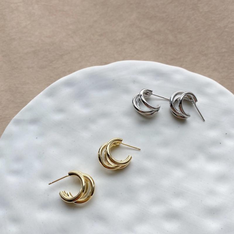 ピアス レディース 韓国風 三連 メタル フープ 幾何学模様 シルバー925 銀針 ゴールド 電気メッキ加工 ..