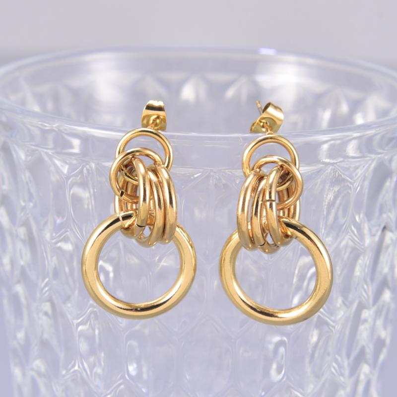 イヤリング レディース 18K 金色 チタン鋼 ハート柄 リング レトロ 個性派 かわいい 甘辛MIX アフリカ ..