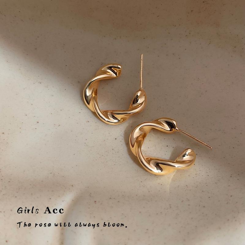 ピアス レディース C型 麻花 リング シルバー925針 高見え デザイン 電気メッキ加工 イヤリング 通勤 ..