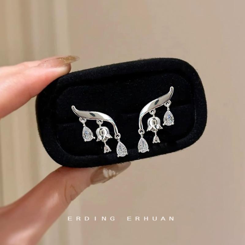 イヤリング レディース 925シルバー ジルコニア 鈴蘭モチーフ エレガント ファッション 電気メッキ加工 高見え アクセサリー ギフト