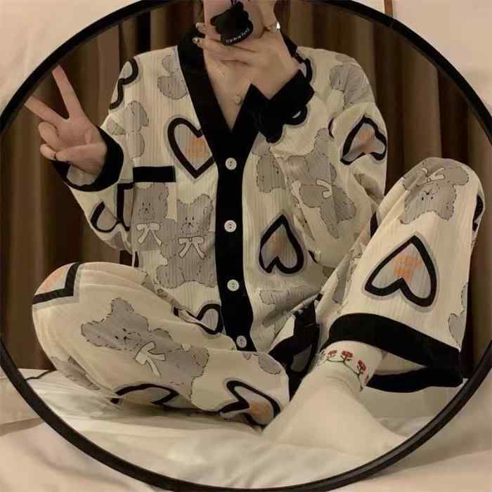 パジャマ レディース 春秋 セットアップ 和風 和柄 ルームウェア 部屋着 上下セット Vネック 襟付き 長袖 長ズボン ゆったりサイズ 伸縮性 快適 桃心熊 格子柄 小熊 千鳥格子 かわいい