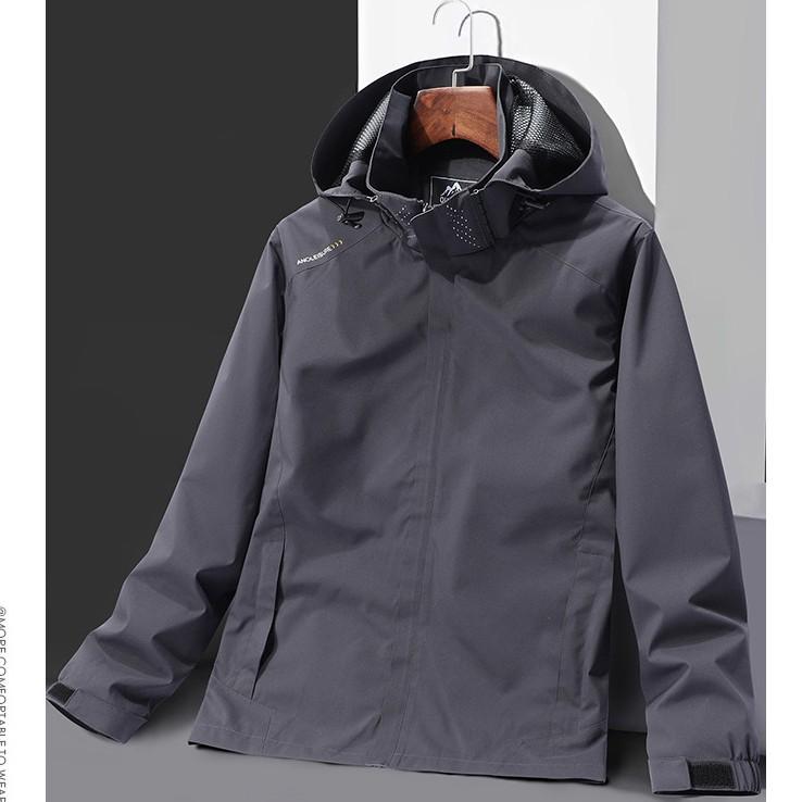 ・カテゴリ: 冲锋衣・機能: 透气, 防水, 防紫外线, 保温, 耐摩耗, 防風, 吸湿排汗, 防污・素材: 涤纶・柄: 無地・対象: 男女兼用・スタイル: カーディガン・裏地: 涤纶・対象年齢: 成人・フード: 有り（取り外し不可）・構成: 単品・襟: フード付き・色: ブラック（男款/女款）, グレー（男款）, アイボリー（男款/女款）, 迷彩深グレー（男款）, 迷彩アイボリー（男款/女款）・サイズ: L, XL, 2XL, 3XL, 4XL, 5XL, M・適用シーン: ランニング, フィットネス, スポーツ, サイクリング, 登山, キャンプ, 射撃, 釣り・着丈: レギュラー・フィット: ゆったり・防水レベル: 5000mm以下