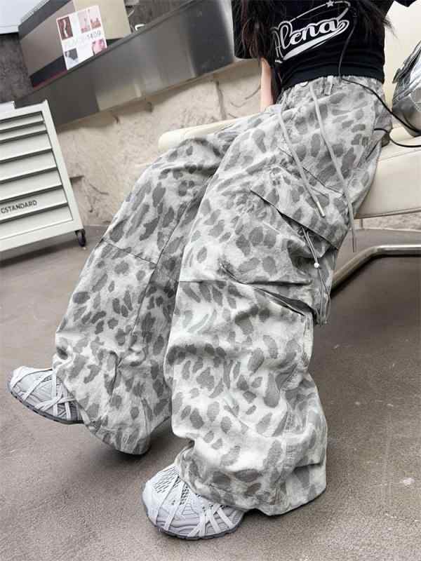 子供服 カーゴパンツ 女の子 夏用 ロングパンツ ゆったり ヒョウ柄 迷彩柄 中小学生 ウエストゴム グレー系