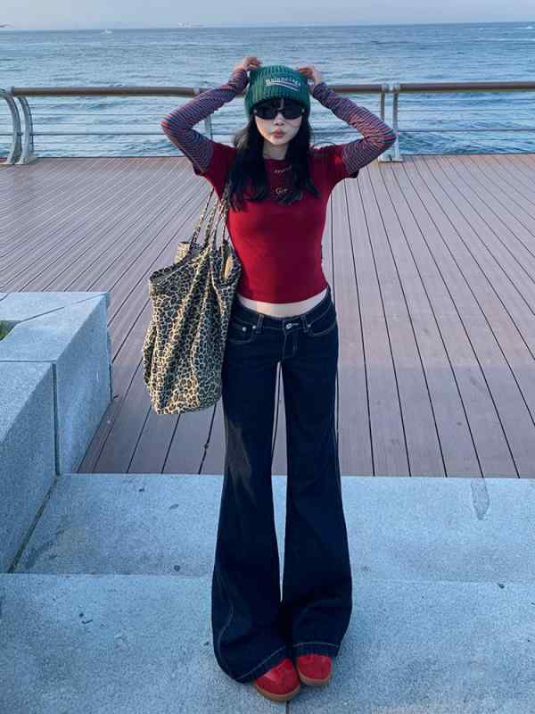 デニム レディース ローライズ フレアジーンズ ジーパン Gパン ストレート 無地 美脚 脚長 スタイルアップ 深青色 濃い青色