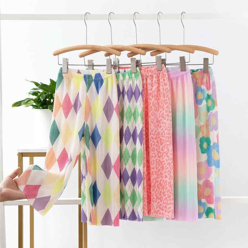子供服 女の子 ワイドパンツ ガールズ 長ズボン ポリエステル 夏 虹色 ストライプ チェック 格子柄 ヒョウ柄 迷彩 抽象柄 スポーツ ボヘミアン