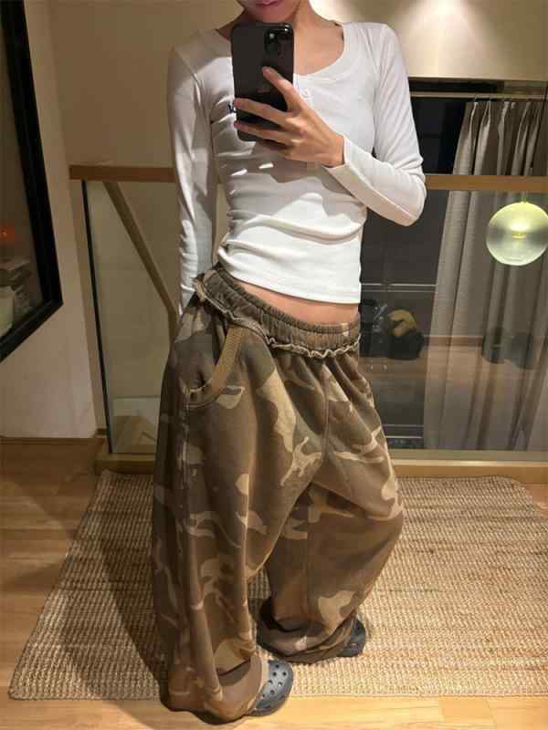 Capri Pants - パンツ レディース カーゴパンツ ワイドパンツ ミリタリー 迷彩柄 ストレートパンツ カジュアルパンツ リラックス 高見え 高身長 美脚 脚長 コットン
