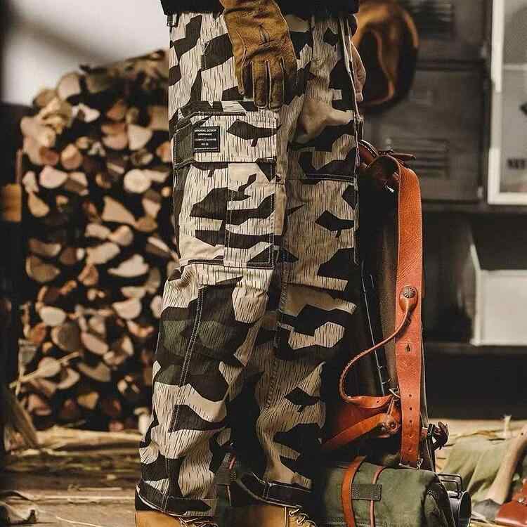 ・スタイル: 流行・対象年齢: 18-24歳・パンツの種類: ワークパンツ・パンツのシルエット: ストレート・パンツ丈: フルレングス・ウエスト: ハイウエスト・ベルト: 無し・フロント: 紐・厚さ: 普通・柄: 文字・誤差範囲: 1-2cm・対象: 若者・生地: 平織り・主な素材: ポリエステル・適用場所: カジュアル・裾: 絞り・加工: ウォッシュ・ディテール: マルチポケット・伸縮性: 無し・素材: 綿・カラー: カーキ、グリーン・サイズ: M、L、XL、2XL、3XL、4XL・対象: メンズ・カテゴリー: カジュアルパンツ