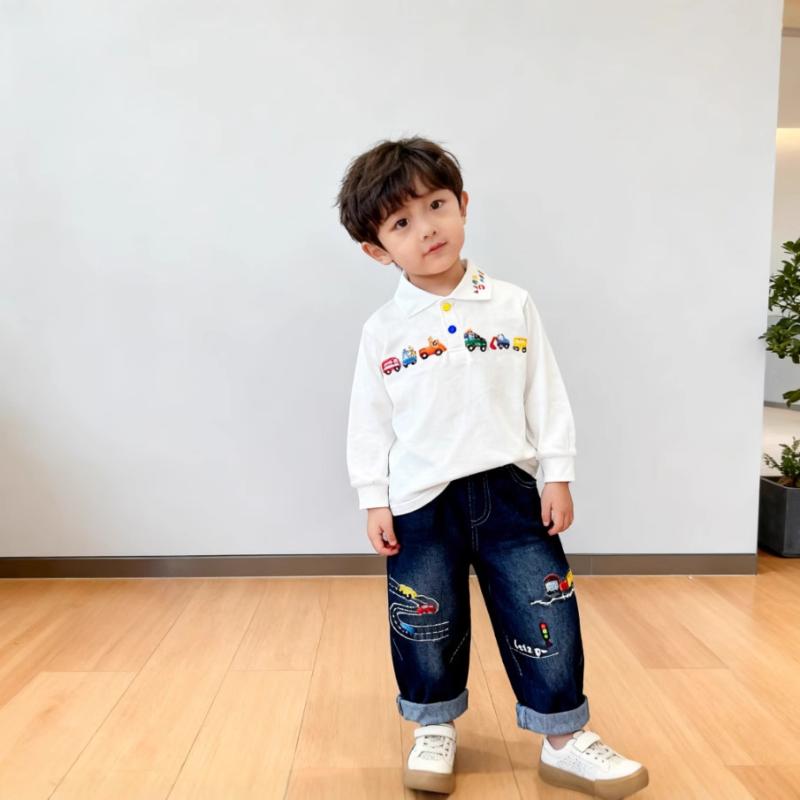 ・性別: 男女兼用・スタイル: 和風・袖丈: 長袖・対象年齢: 3～8歳 (100～140cm)・生地: 綿・柄: 動物、無地、漫画、文字、ロゴ・要素: 漫画、可愛い、レース、流行・主な素材: 綿90%・襟型: 襟付き・機能: 吸湿・色: 白、青・対応身長: 90cm、100cm、110cm、120cm、130cm・カテゴリ: Tシャツ