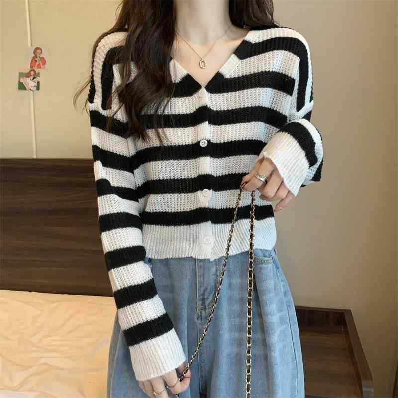 ニット レディース 韓国風 Vネック ストライプ 長袖 トップス プルオーバー ショート丈 接触冷感 伸縮性 かわいい オフィスカジュアル ..