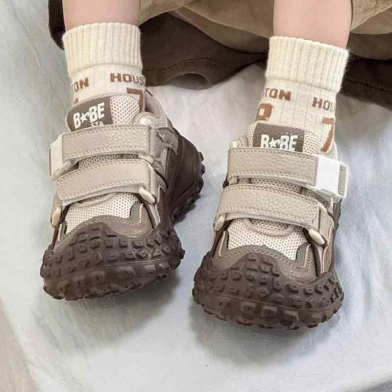 Sneakers - スニーカー キッズ 子供靴 運動靴 春秋 男の子 女の子 スポーティー カジュアル 通学 普段使い 軽量 快適 ベージュ ブラック