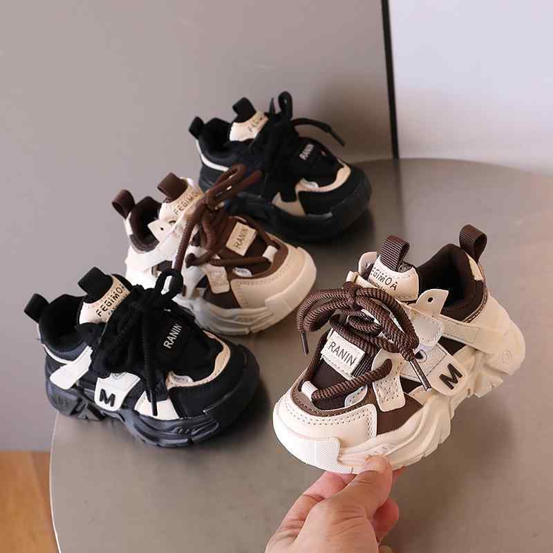 Sneakers - スニーカー キッズシューズ 男の子 女の子 皮革 スポーツシューズ 軽量 滑り止め 春秋 運動靴 幼稚園 保育園 通園 普段使い 黒 カーキ