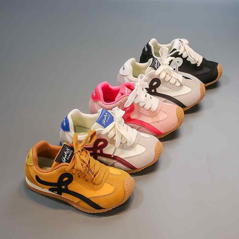 スニーカー キッズ 子供 男の子 女の子 スポーツシューズ カジュアル 運動靴 通学 普段履き 軽量 滑り止め 7歳 8歳 9歳 10歳 11歳 12歳 13歳 14歳 15歳 16歳 春夏 秋 人造革 ゴム底 ピンク系 白 黒 赤 黄色