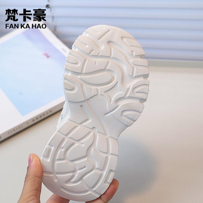 スニーカー キッズ 子供用 ランニングシューズ 男の子 女の子 運動靴 通気性 滑り止め 春秋 スポーツ 幼稚園 小学生 赤 黒