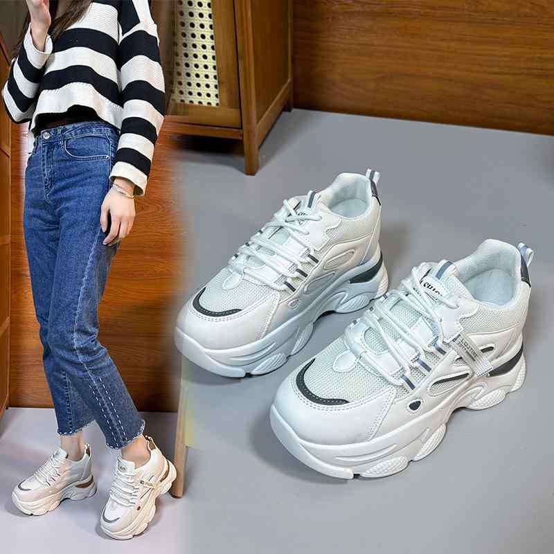 ・カテゴリ: スニーカー・スタイル: スポーツ・対象: 女性・素材: PU+メッシュ・靴の形状: ラウンドトゥ・ヒールの高さ: フラット・カラー: オフホワイト、ホワイト・サイズ: 35、36、37、38、39、40・機能: 厚底、通気性・...