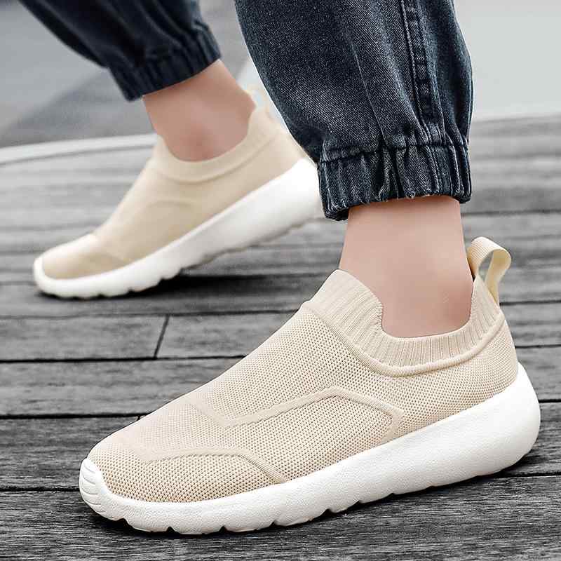 ・スタイル: 韓国版・流行要素: タッセル・靴のつま先の形状: ラウンドトゥ・アッパー素材: メッシュ・レザーの特徴: スエード・適用性別: 女性・ヒールの高さ: フラット・パターン: 無地・適合シーズン: 春、夏、秋・カラー: ブラック、...