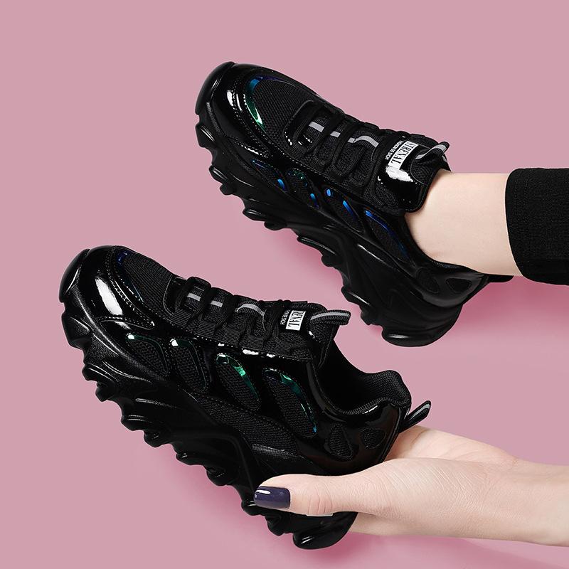 スニーカー レディース 運動靴 秋冬 ランニングシューズ カジュアル ローカット 厚底 黒 軽量 歩きやす..