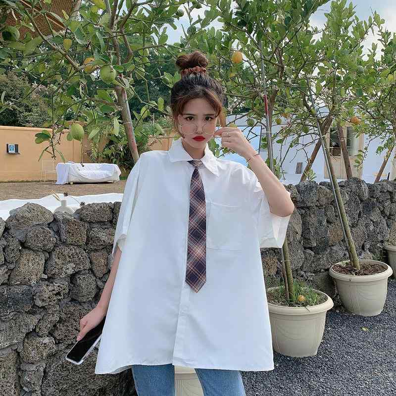 女性用 シャツ 短袖 白色 ポリエステル ワイドフィット ポロカラー 免烫加工 系帯 韓国風 日韓スタイル 甘め 爽やか トップス 洋服 春夏 学生服 塩系 外出着 カジュアル 普段使い 軽量 通勤 通学