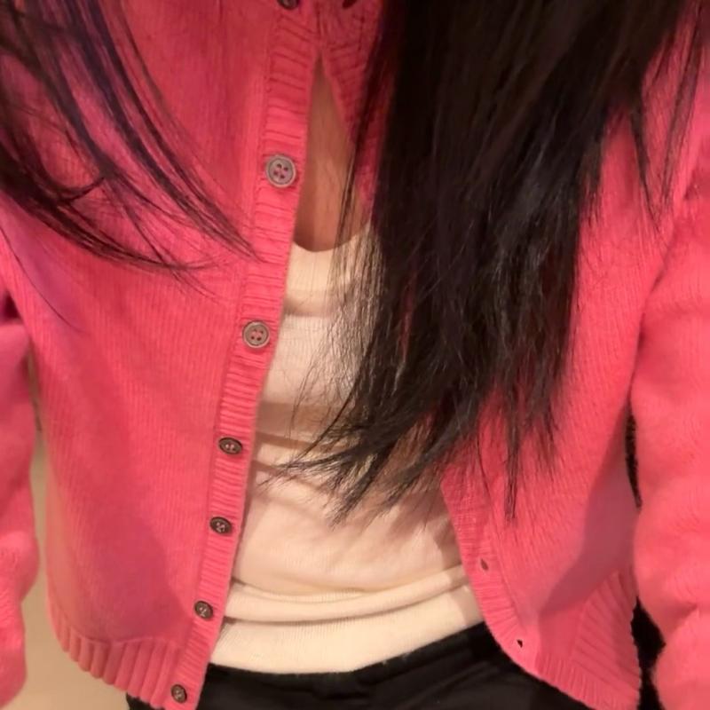 カーディガン レディース 针织 羔羊毛 無地 ショート丈 トップス 長袖 丸首 ボタン付き 秋冬 日韩 かわいい カジュアルスタイル