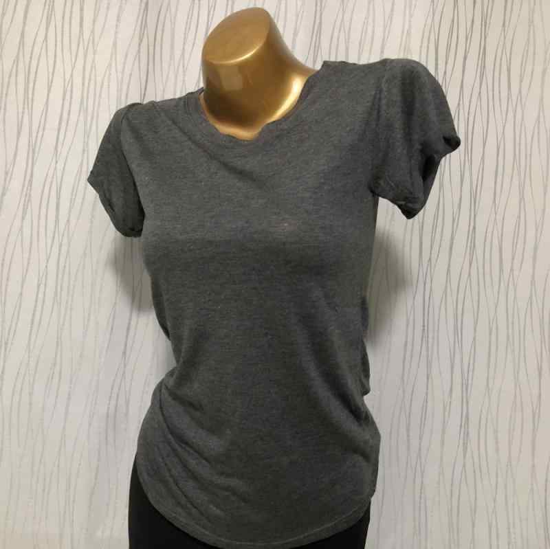 Tシャツ レディース 短袖 丸首 薄手 透け感 修身 スリム 白 灰 黒 綿素材 軽熟風 私服 インナー セクシー 打底 夏 シンプル 日常使い 通勤