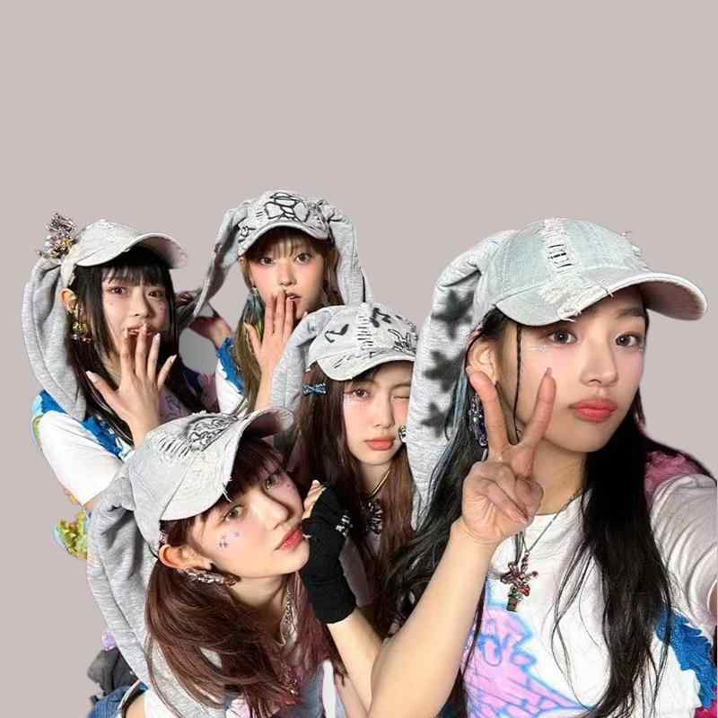 Hats - 帽子 棒球帽 兔耳朵 鴨舌帽 牛仔 洗い加工 グラフィティ 港風 ダンス ヒップホップ 個性 通年 綿 透気性 保暖 遮陽 丸頂 曲檐 浅青 黒 星柄 毛绒 猫柄 蜂柄 短耳 暗黒 翼 ハート コットン デニム ベーシック ストリート ファッション ユニ
