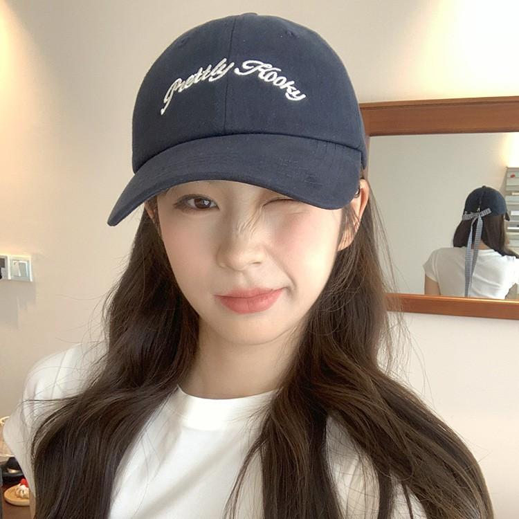 Hat - レディース 野球帽 蝶結び リボン 紐 復古 格子柄 文字刺繍 春夏 百搭 顔周り強調 小鴨舌 帽子 ネイビー 米白 腈纶素材 防晒 遮陽 個性 インス風 針織加工 調整可能 丸頂 大つば ユニセックス 普段使い 通勤 カジュアル