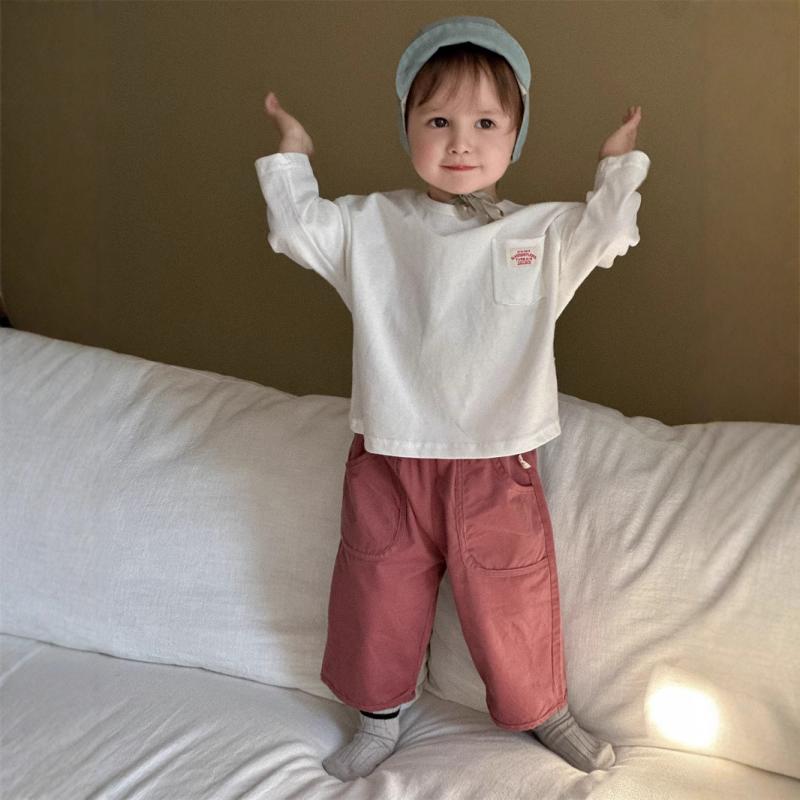子供用Tシャツ パンツセット 春秋 ベビー服 長袖Tシャツ 長ズボン 2点セット 綿95％ 73CM 80cm 90cm 100cm かわいい イラスト アルファベット ホワイト イエロー オレンジ ブラック ピンク系 ベージュ