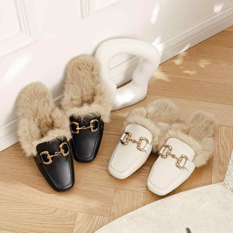 サンダル レディース 婦人靴 秋冬 フラット 本革 リアルファー スリッパ ルームシューズ バブーシュ モカシン かわいい ぺたんこ 歩きやすい 履きやすい あったか 防寒 滑り止め付き