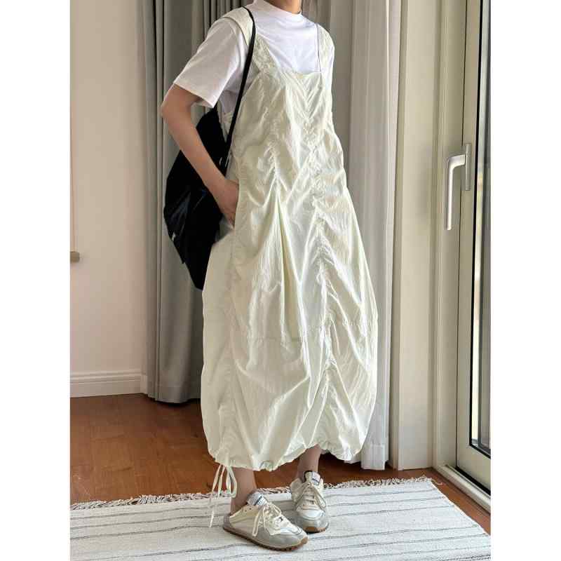 ワンピース レディース 日韓スタイル カジュアル 膝下丈 花柄 Aライン ノースリーブ 黒 ブラック オフホワイト ナイロン素材