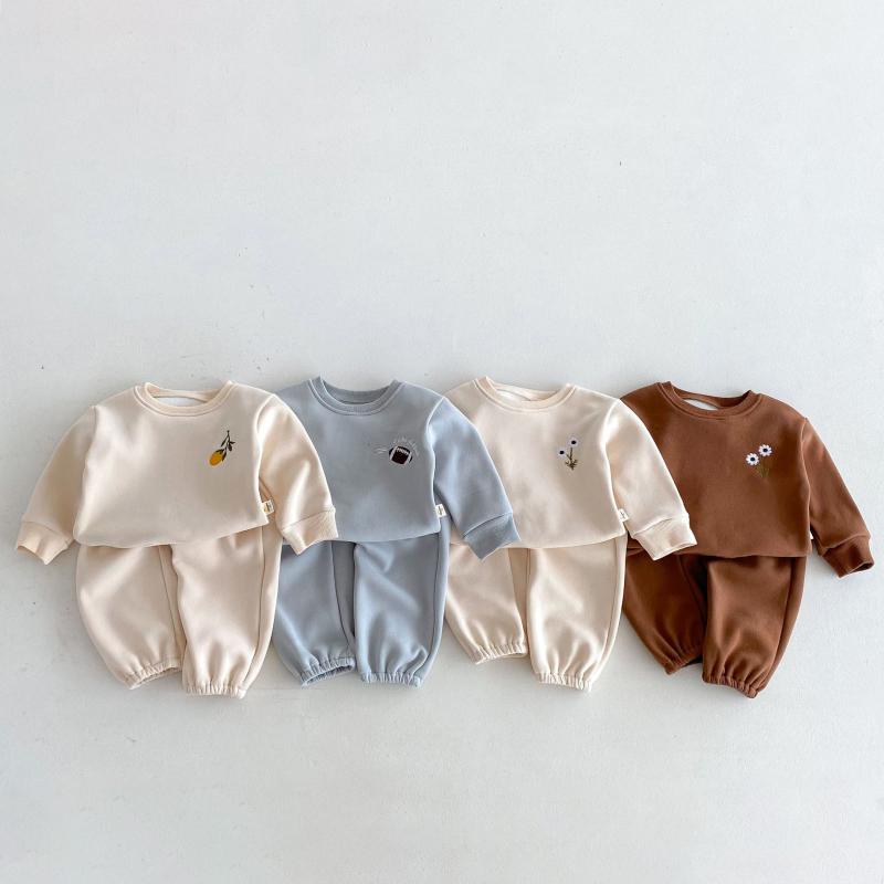 子供用セットアップ 秋冬 長袖 トップス パンツ 2点セット 裏起毛 刺繡 保温 厚手 ベビー服 韓国風 普段使い