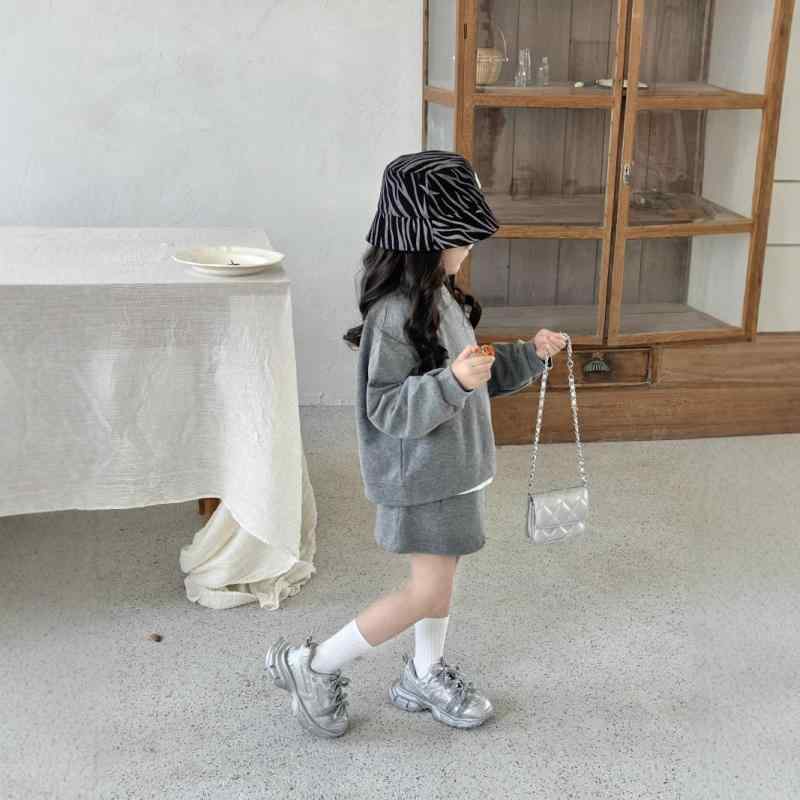 子供用セットアップ 女の子 春秋 スウェット トレーナー ニットスカート 2点セット 長袖 普段着 部屋着 スポーツ 蛍光イエロー グレー ホワイト 90cm 100cm 110cm 120cm 130cm 140cm