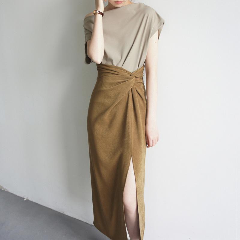 スカート レディース 高腰 スリット入り ひざ下丈 セミフレアスカート 無地 からし色 栗色 ポリエステ..