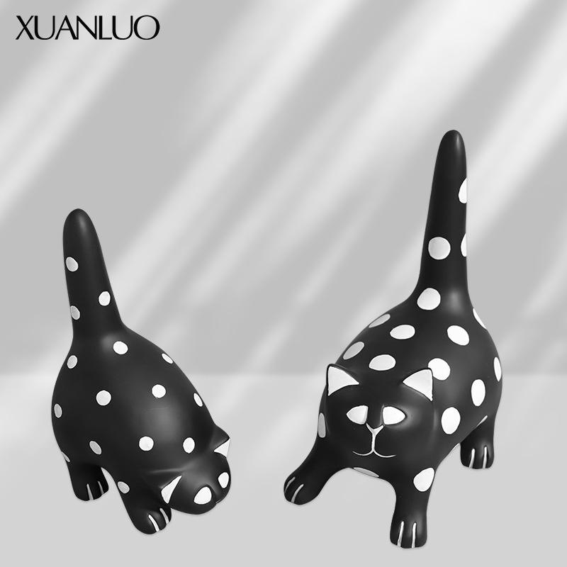 China Ornaments - 置物 オブジェ 北欧風 猫 レジン製 かわいい 動物 リビング 子供部屋 樹脂工芸品 ブラック ホワイト